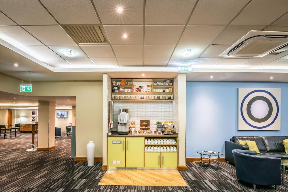 Holiday Inn Cambridge By Ihg Girton  Exterior foto