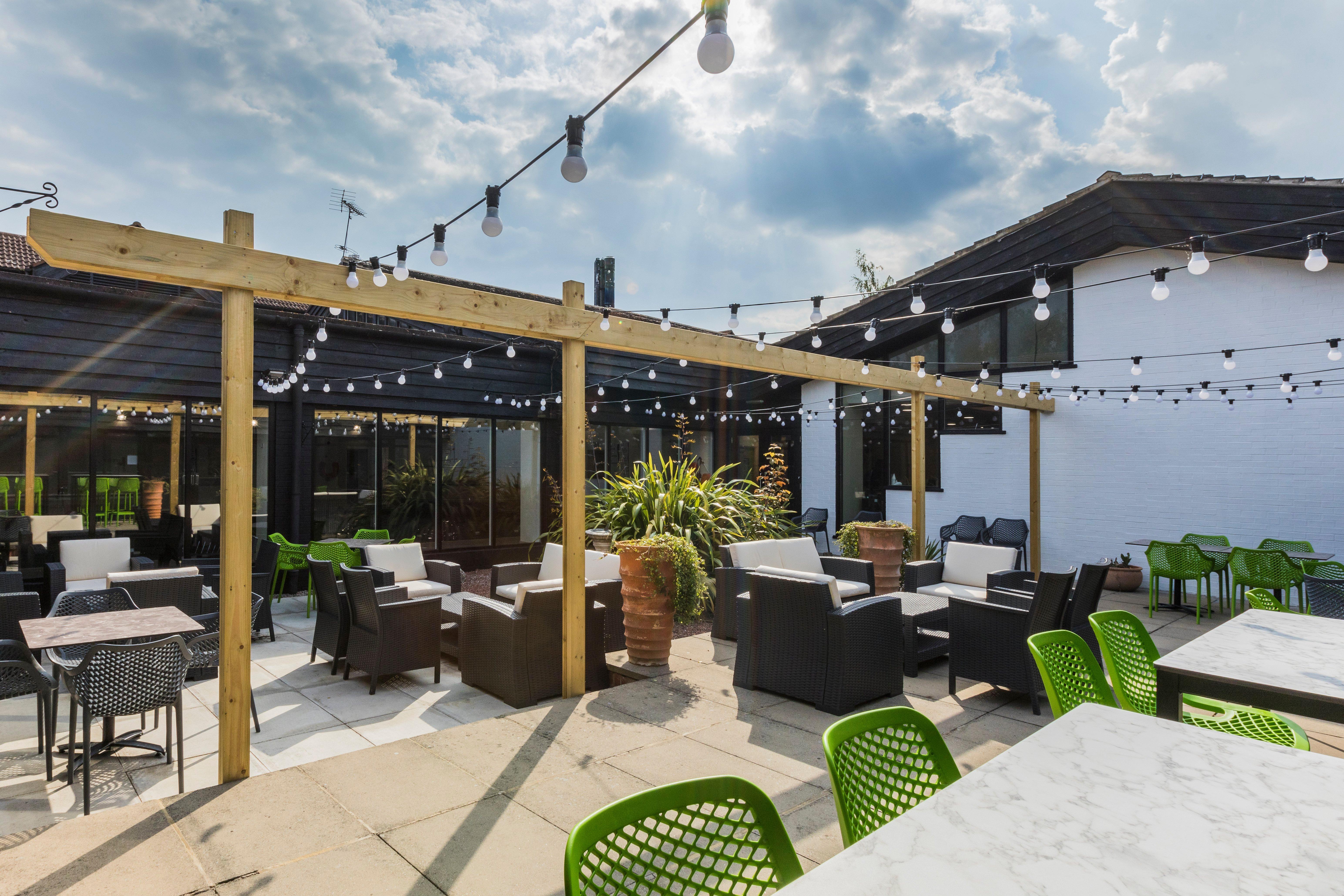 Holiday Inn Cambridge By Ihg Girton  Exterior foto