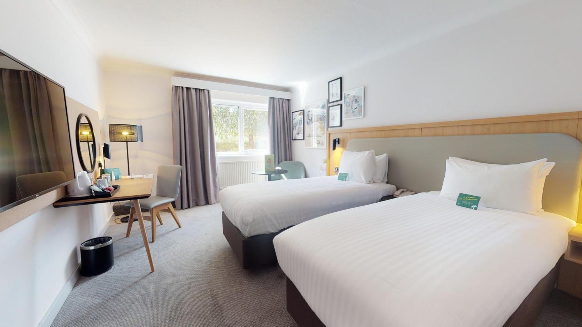 Holiday Inn Cambridge By Ihg Girton  Exterior foto